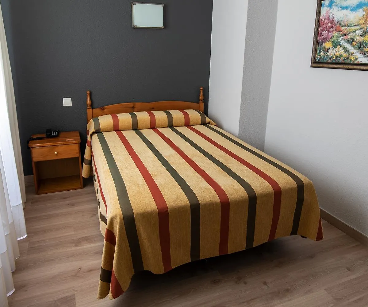 Hotel San Glorio Santander 2*,