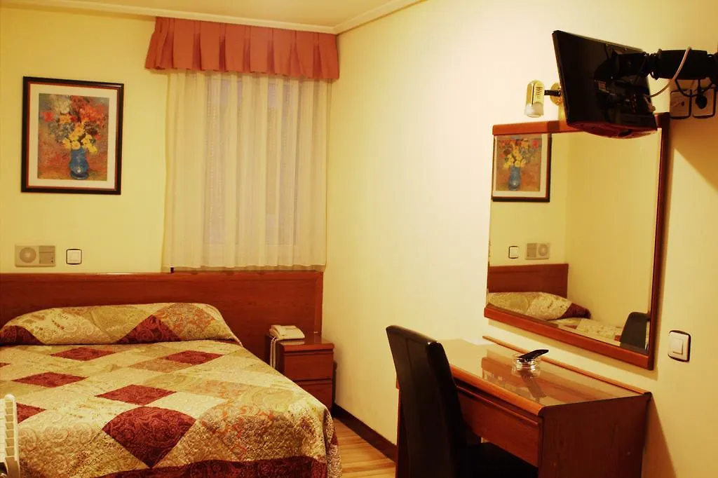 Hotel San Glorio Santander 2*,  Spain